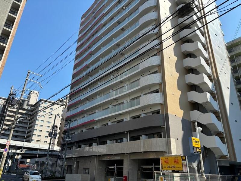 セレニテ江坂グランデ 外観