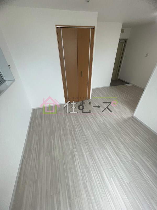 青山ハイツ淡路 リビング