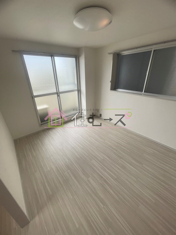 青山ハイツ淡路 ベッドルーム