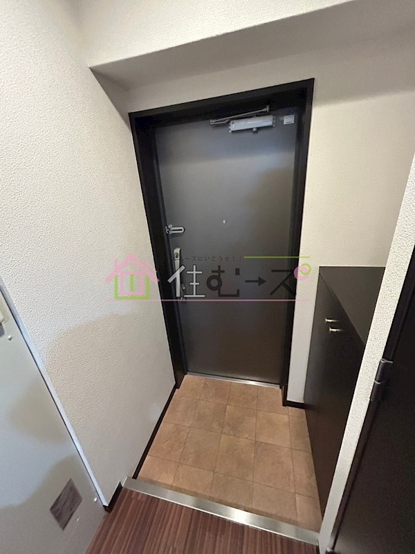 インペリアル靭本町 玄関