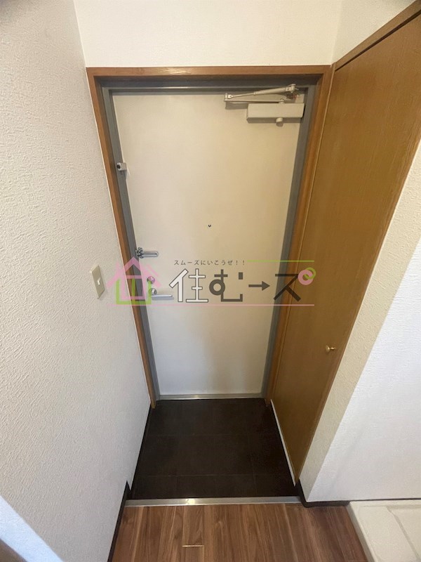ハイツシャレット 玄関