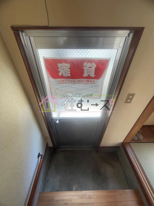 石橋貸家 玄関
