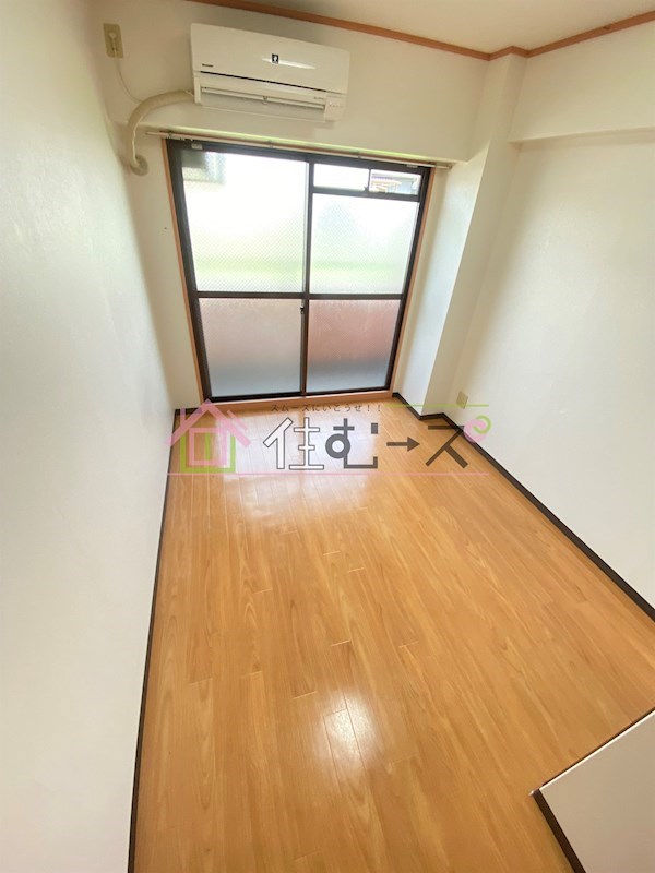 第11土井マンション ベッドルーム