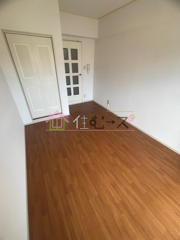 ノルデンハイム淡路 リビング