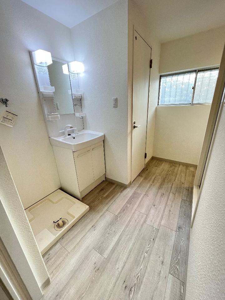 シャルマン西九条 玄関