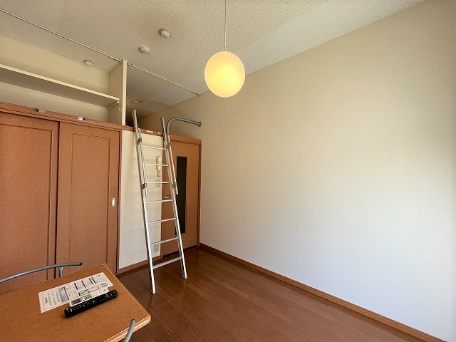 ベッドルーム