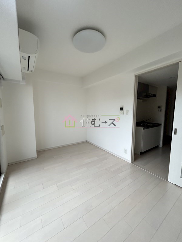 クレビオス難波EAST リビング