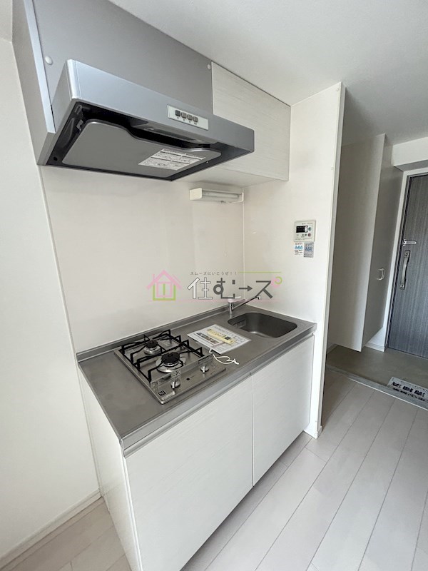 クレビオス難波EAST キッチン