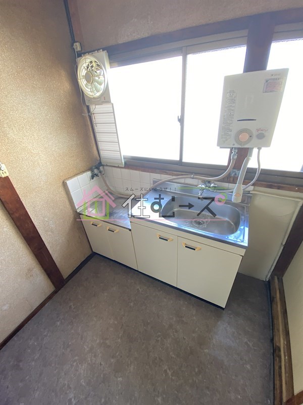 太子橋１丁目貸家　2F キッチン