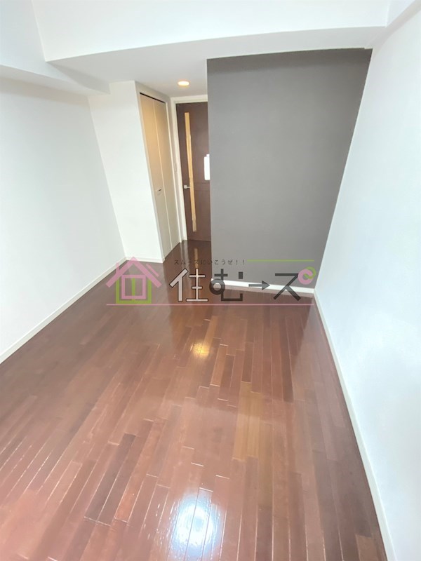 サムティ北浜大手通 リビング