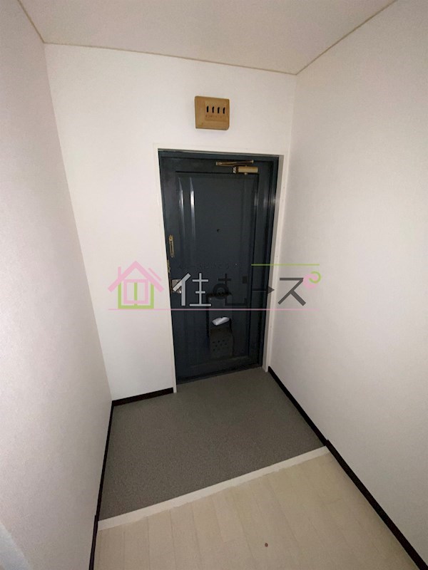 プラディオ生野マンション 玄関