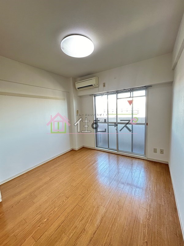 デ・リード塚本 ベッドルーム