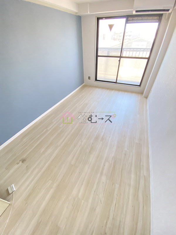 栄瑞光マンション ベッドルーム