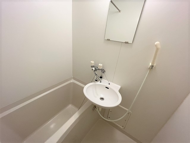 レオパレス箱作ウエスト 風呂画像