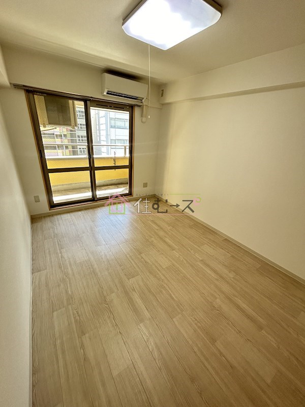 ロイヤルメゾン北浜 ベッドルーム