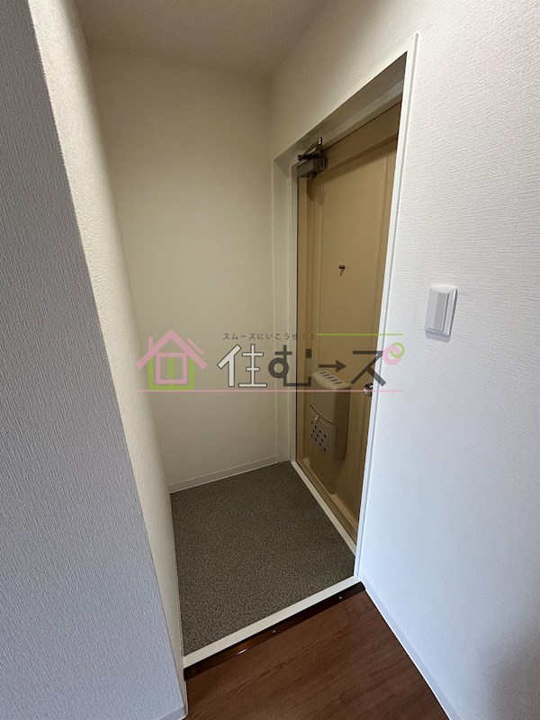 サニーハイツタカヨシ 玄関