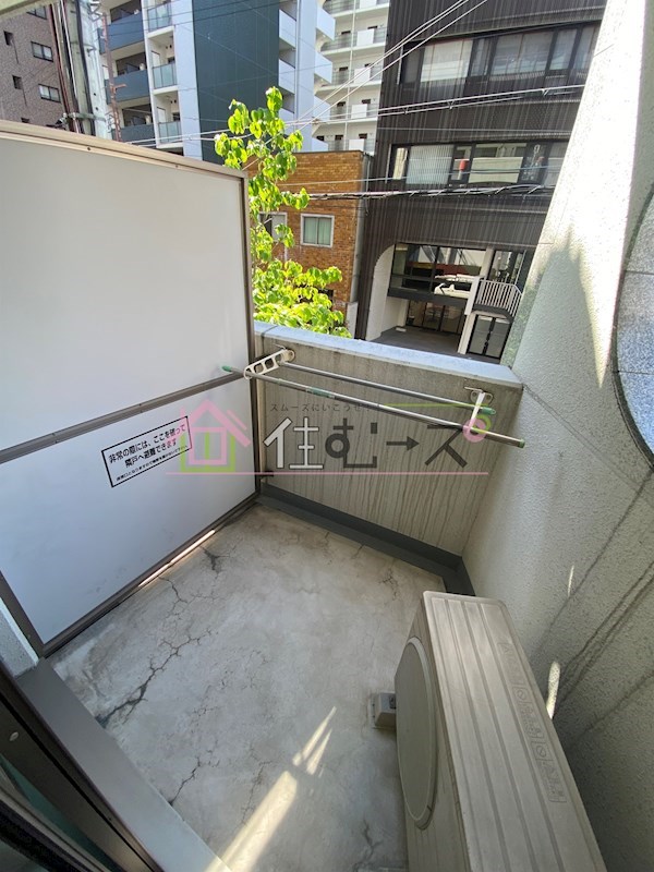 インペリアル靭本町 ベランダ