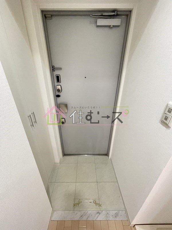 ルクレ新町レジデンス 玄関