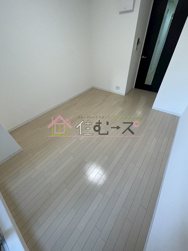 ルクレ新町レジデンス リビング