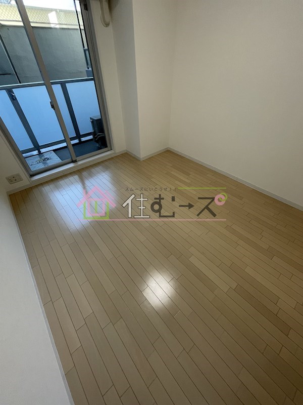 ルクレ新町レジデンス ベッドルーム