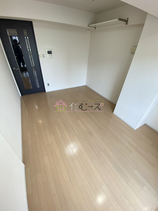 レジュールアッシュ谷町 リビング