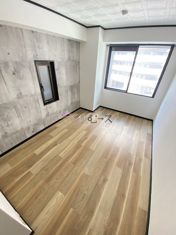 ノアーズアーク長堀通 ベッドルーム