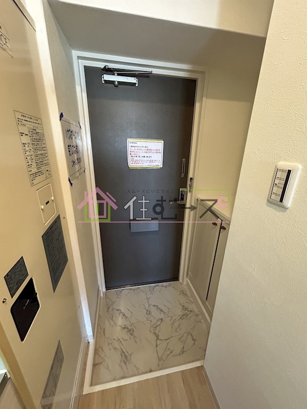 アクエルド都島 玄関