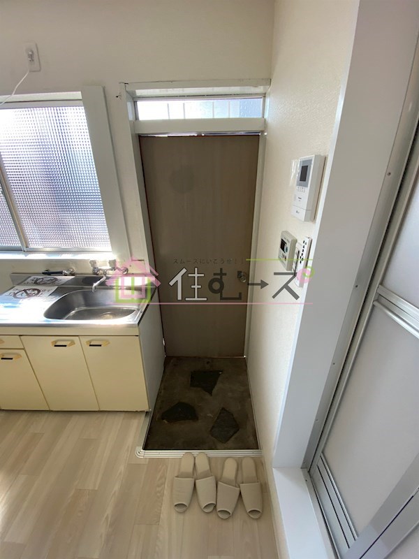 金龍マンション 玄関