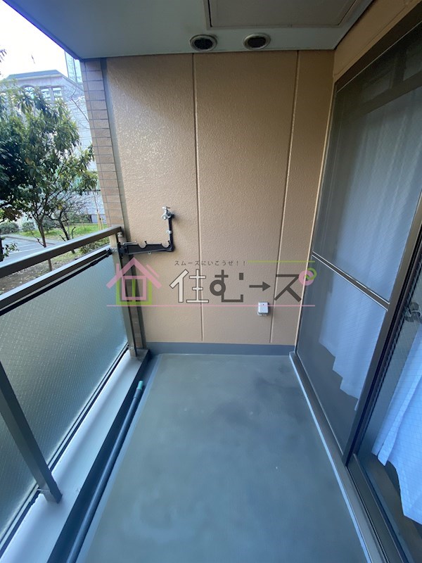 センエイ谷四 ベランダ