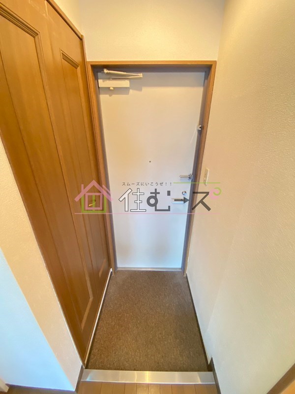 ロイヤルクイーンズパーク 玄関