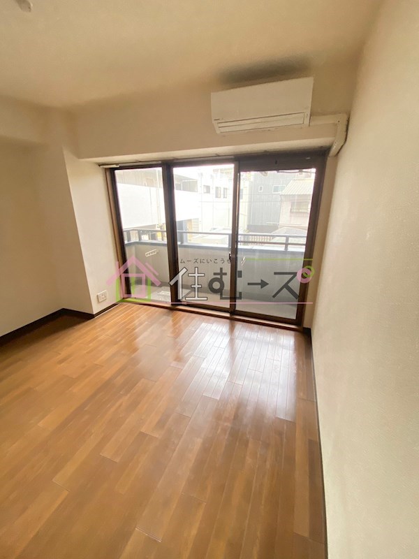 ロイヤルクイーンズパーク ベッドルーム