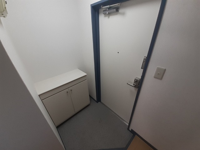 ハイツナカムラ 玄関