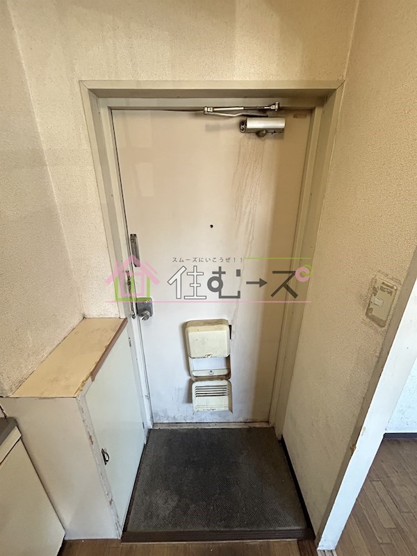 コスモハイツ加美  玄関