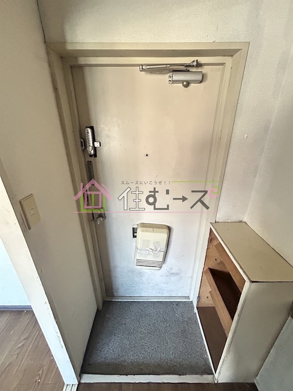 コスモハイツ加美  玄関