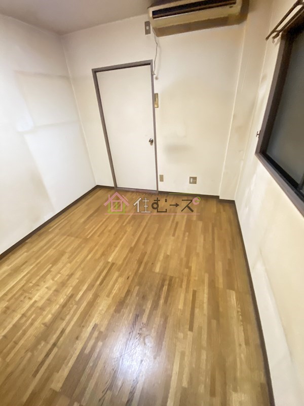 ポンパドールタカラ リビング