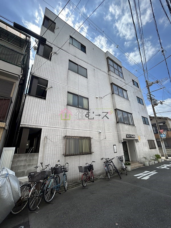 ロイヤル橘 外観