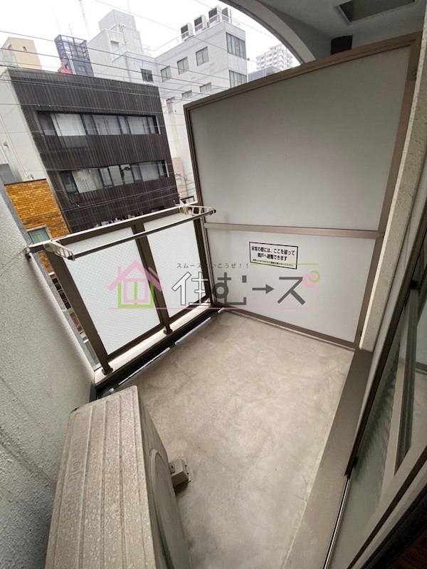 インペリアル靭本町 ベランダ