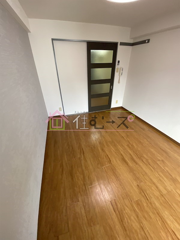 Y&amp;#39;sコート今福鶴見 リビング