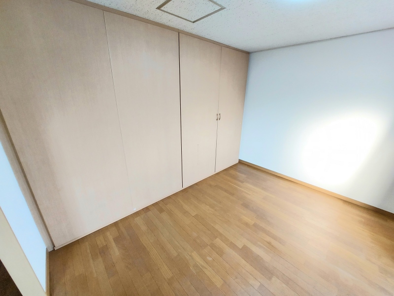 レオパレスＯＨＩⅡ ベッドルーム