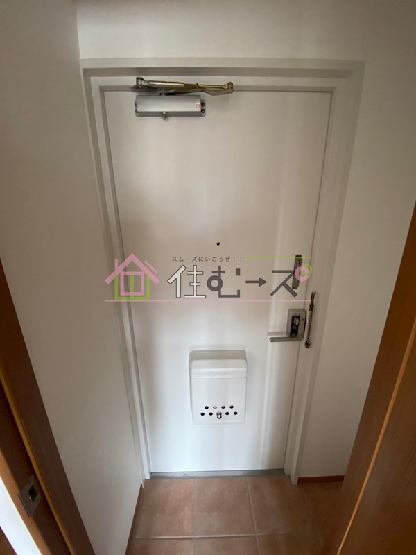 大宝　深江橋CTスクエア 玄関