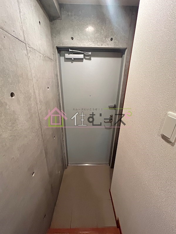 Ritz SQUARE Gate Qbe 玄関