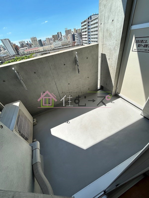 Ritz SQUARE Gate Qbe ベランダ