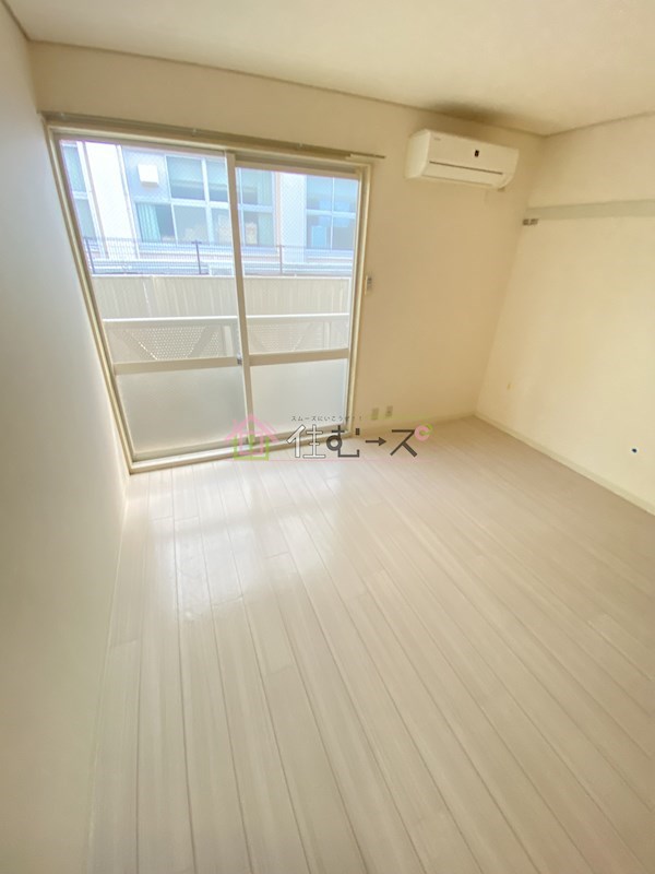 カネマスロイヤルコート ベッドルーム