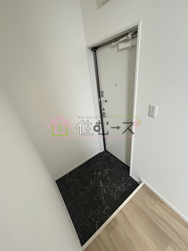 東二丁目ビル 玄関