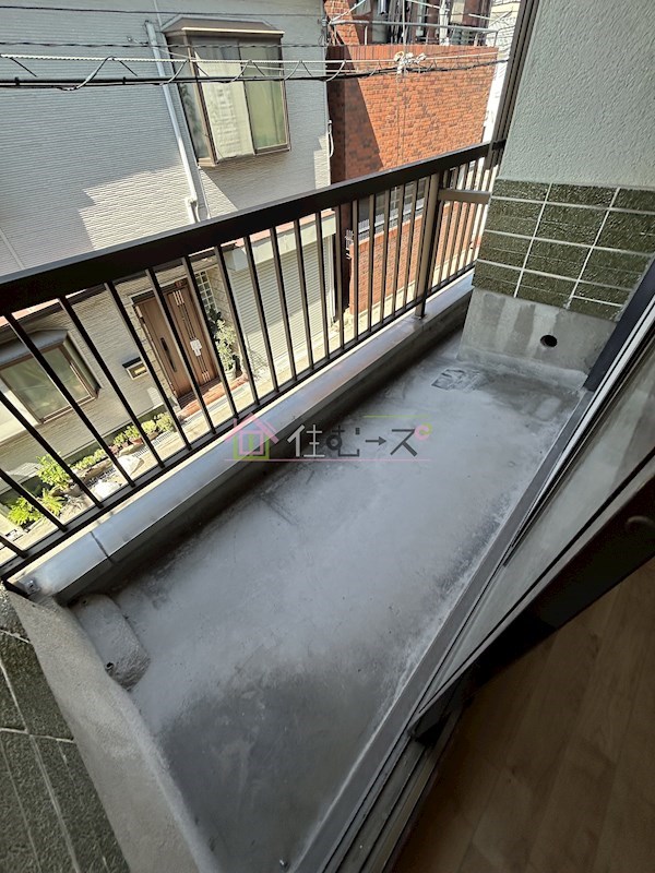 上住吉2丁目戸建て ベランダ