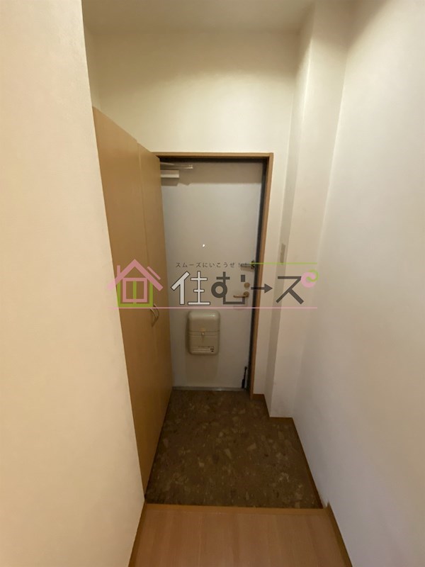 ハイツウィングスター 玄関