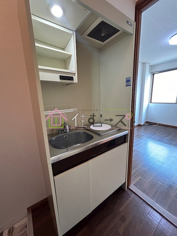 ES弁天町 キッチン