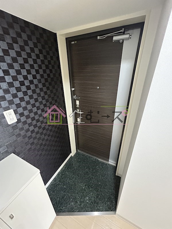 エルミタージュ難波南Ⅴ 玄関