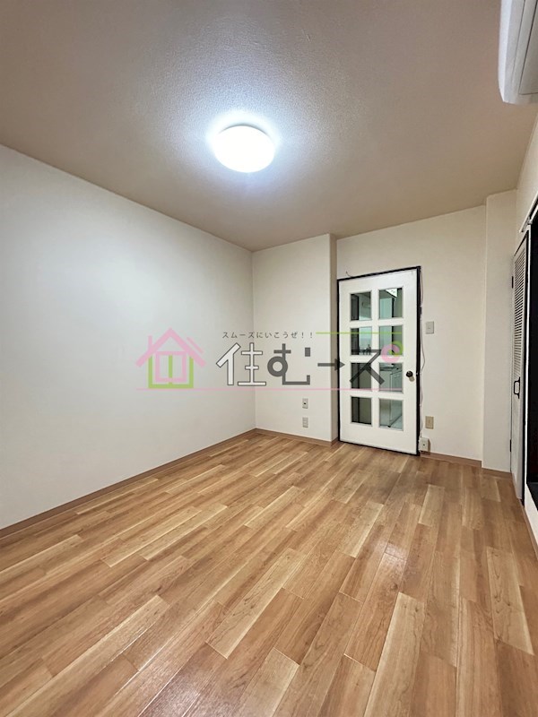 シルクロード勝山 リビング