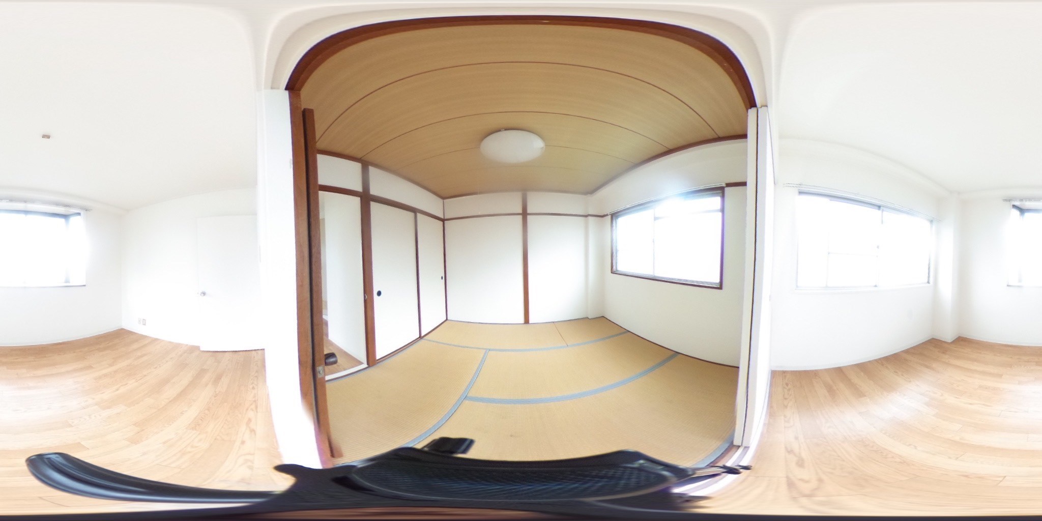 旭ロイヤルハイム 洋室